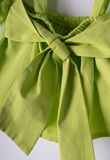 Σετ σόρτς υφασμάτινο σε πράσινο ανοιχτό χρώμα με εμπριμέ σχέδιο.