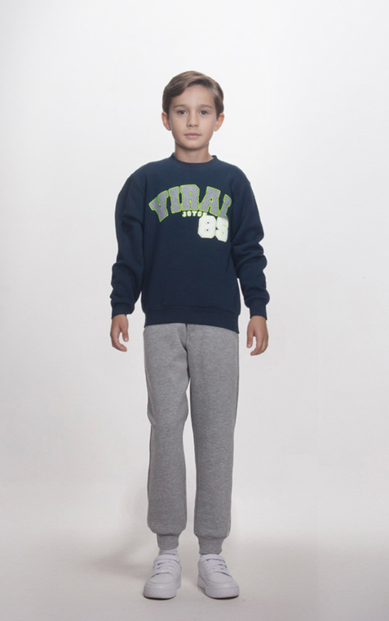 Σετ φόρμας JOYCE σε μπλε σκούρο-γκρι χρώμα.