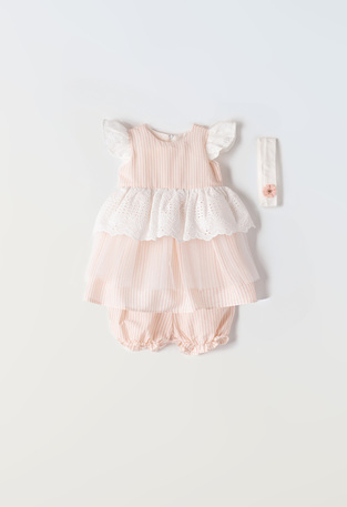 EBITA dress with puff in pink color.