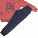 Σετ φόρμας TRAX σε κεραμιδί χρώμα με ανάγλυφο λογότυπο "GAME ON".