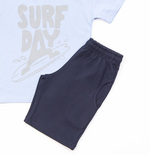 Σετ σορτς TRAX σε σιέλ χρώμα με το λογότυπο "SURF DAY".