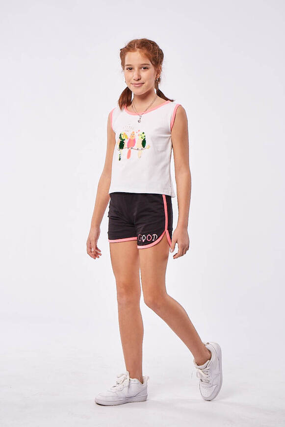 EBITA shorts set, sleeveless blouse in white color with sequins and cotton shorts.