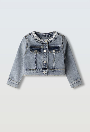 Μπουφάν τζιν ΕΒΙΤΑ σε χρώμα μπλε πετροπλυμένο.