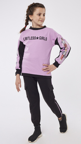 Σετ φόρμας EBITA, μπλούζα σε χρώμα λιλά με τύπωμα και παντελόνι φούτερ με τσέπες.