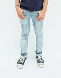 IKKS blue stonewashed jeans.