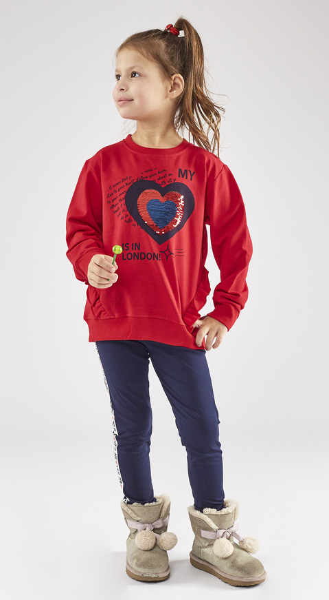 EBITA tracksuit set, sweatshirt with heart embroidery and elastic leggings.
