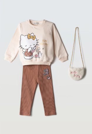 EBITA leggings set in beige and brown.