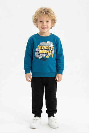 JUCE tracksuit set in petrol and black.