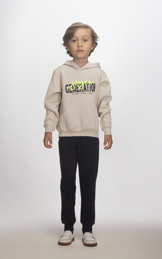 Μπλούζα φούτερ JOYCE σε μπεζ χρώμα με ενσωματωμένη κουκούλα.