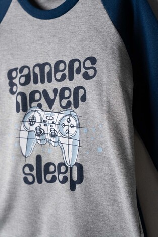 HOMMIES pajamas in gray with dark blue.