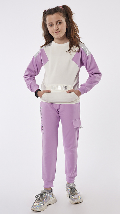 EBITA tracksuit set, sweatshirt with outer pocket and trousers in lilac color.
