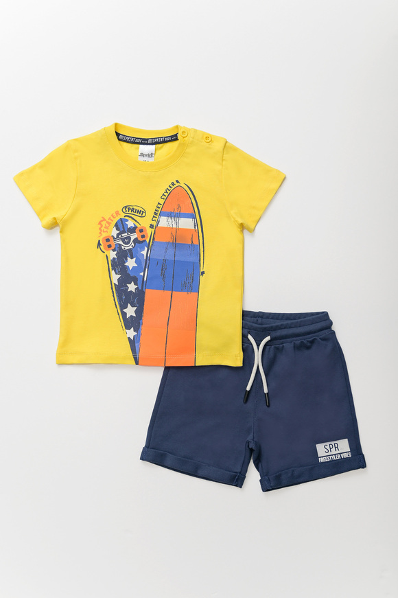 Set of SPRINT shorts in yellow with an embossed skate board print.