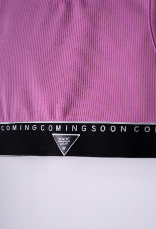 EBITA cycling tights set in fuchsia color with rip fabric.