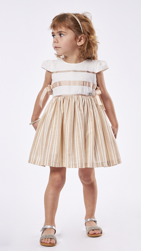 EBITA dress in beige color with embossed knitting.