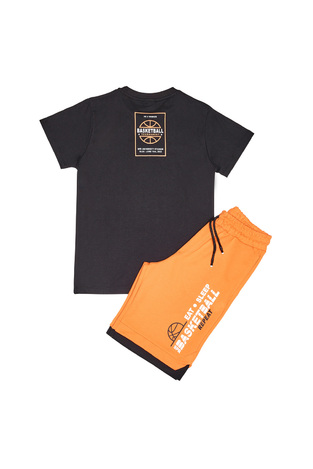 Set of SPRINT shorts in black with a basketball print.