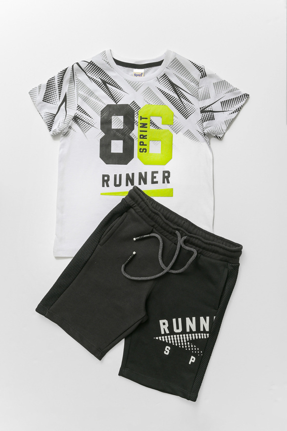 Set of SPRINT shorts in white color with embossed "RUNNER" logo.