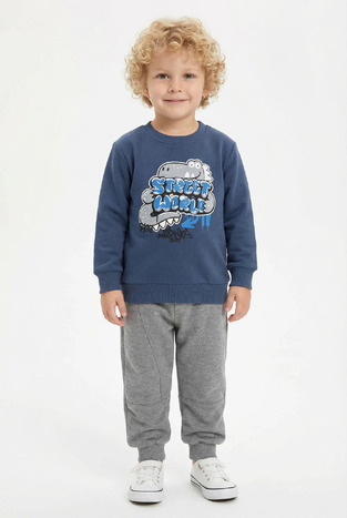 JUCE tracksuit set in navy blue with gray.