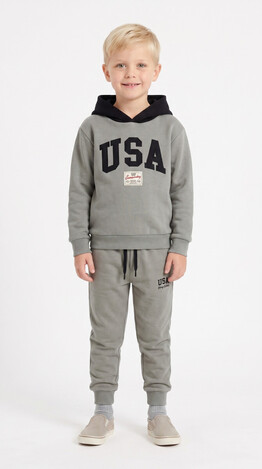 TRAX tracksuit set with hood in gray.