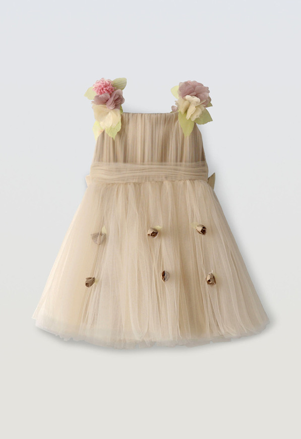 Τούλινο φόρεμα ΕΒΙΤΑ σε χρώμα μπεζ με ασορτί στέκα.