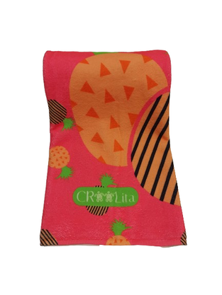 CROOLita beach towel in coral color.