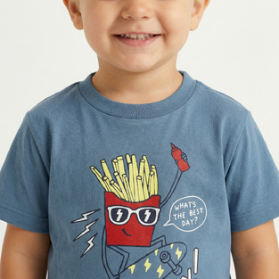 TRAX shorts set in navy blue with red.