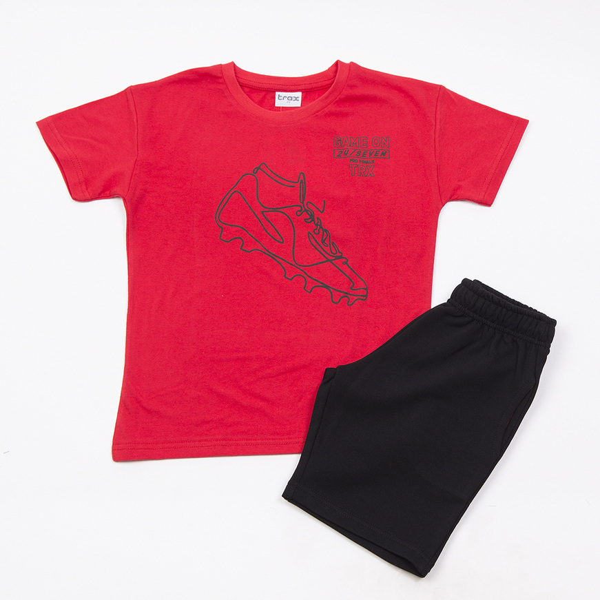 Σετ σορτς TRAX σε κόκκινο με μαύρο χρώμα και τύπωμα στο μπροστινό μέρος.