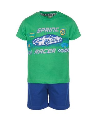 Σετ SPRINT, μπλούζα βαμβακερή με τύπωμα και απλικέ κέντημα στο μπροστινό μέρος σε πράσινο χρώμα, και βερμούδα με δύο εσωτερικές τσέπες και λάστιχο στη μέση με κορδόνι.