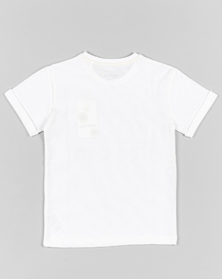 Μπλούζα LOSAN σε λευκό χρώμα με πικέ ύφασμα.