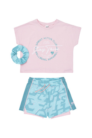 Σετ σορτς SPRINT σε χρώμα ροζ με εμπριμέ βεραμάν λεπτομέρειες και ασορτί λάστιχο για τα μαλλιά.