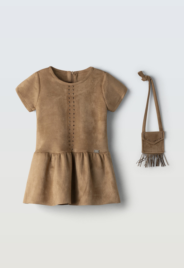 Φόρεμα ΕΒΙΤΑ με ασορτί τσαντάκι σε καφέ χρώμα.