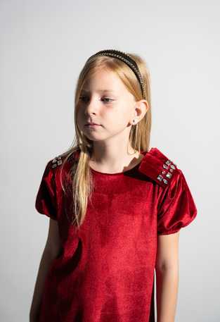 EVITA velor dress in red with diamonds.