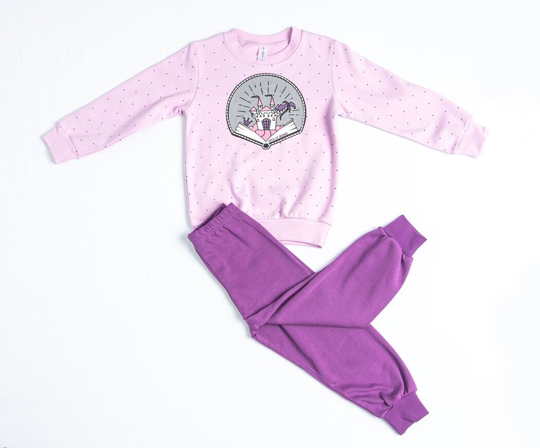 DREAMS pajama in lilac color with embossed ''BOOK OF DREAMS'' print.