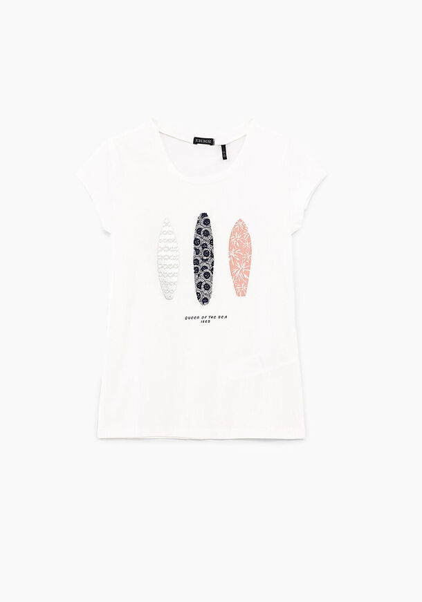 Cotton T-shirt IKKS in white color with embossed surfboards print.