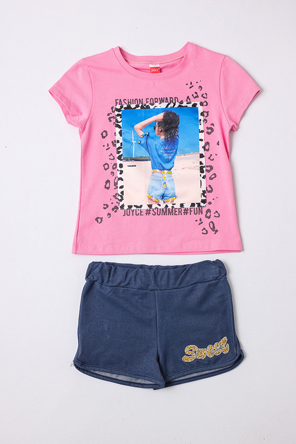 JOYCE shorts set, pink blouse and denim shorts.