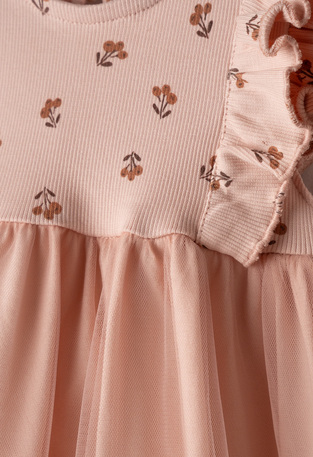 Βαμβακερό φόρεμα ΕΒΙΤΑ σε ροζ σκούρο χρώμα με ασορτί κορδέλα.