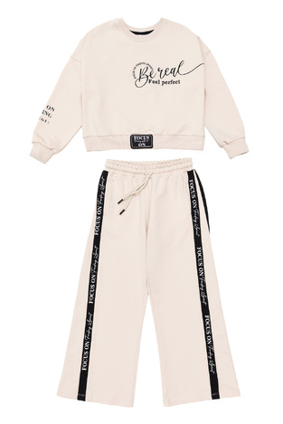 SPRINT seasonal tracksuit set in beige.