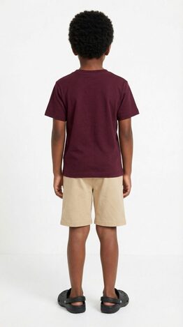 Σετ σορτς TRAX σε μπορντώ με μπεζ χρώμα.