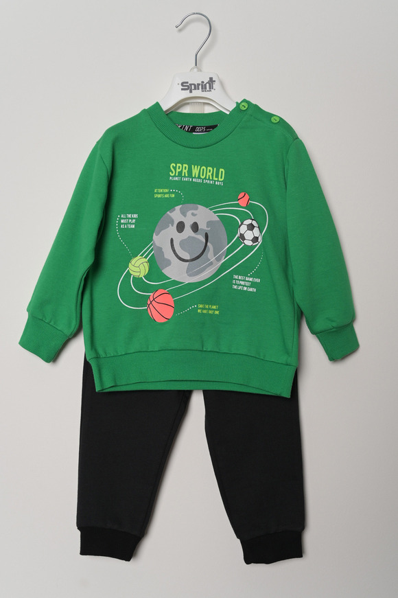 SPRINT tracksuit set in green color with Earth print.