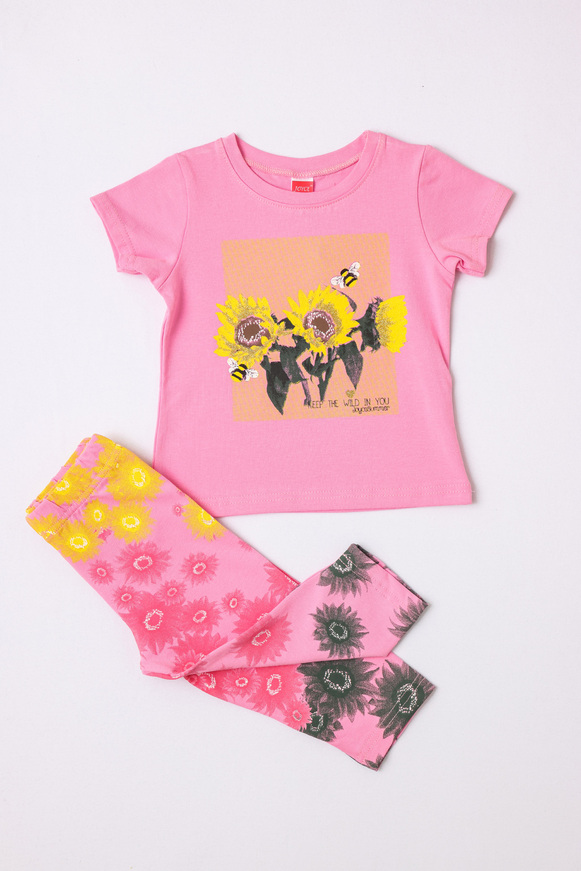 JOYCE leggings set, pink blouse with print on the front and leggings with floral print.
