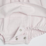 Φορμάκι CHICCO σε ροζ χρώμα με λευκό γιακαδάκι.