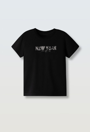 HASHTAG T-shirt in black with "NEW YORK" print on the front.