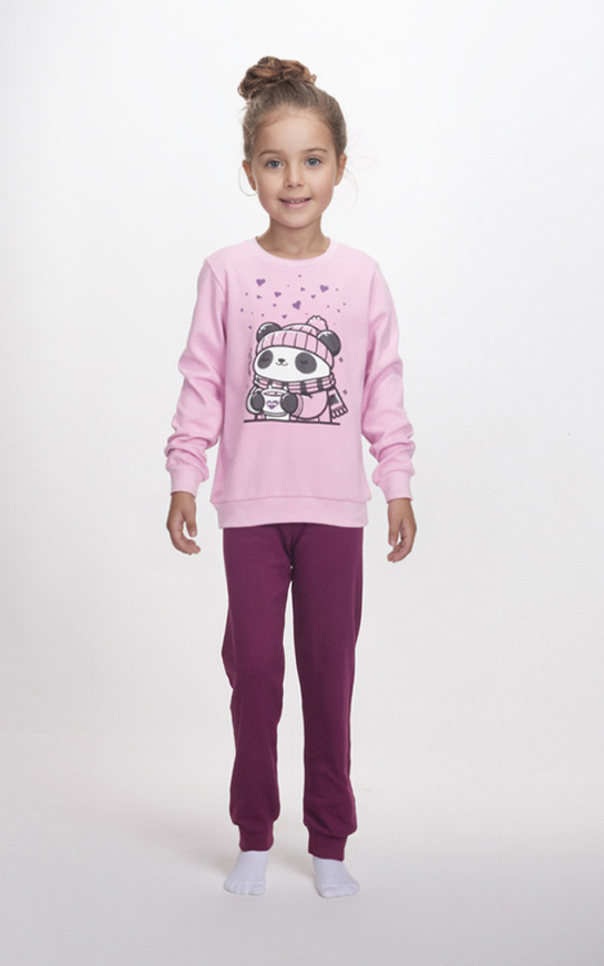 Πιτζάμα DREAMS σε λιλά-σκούρο μωβ χρώμα.