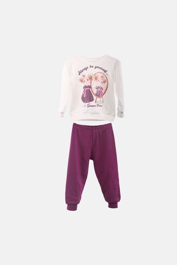 DREAMS pajamas in white with the "ALWAYS BE YOURSELF" logo.