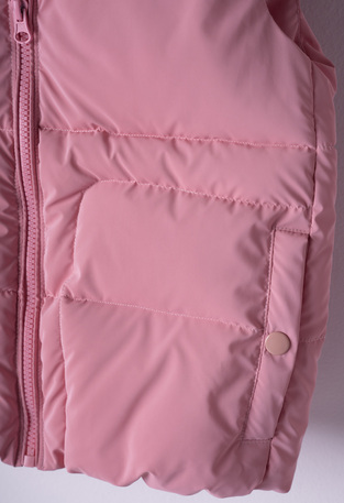 Μπουφάν αμάνικο ΕΒΙΤΑ σε ροζ χρώμα.