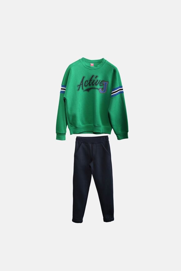 JOYCE tracksuit set in green with "ACTIVE" logo.