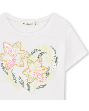 Κοντομάνικη μπλούζα BILLIEBLUSH σε λευκό χρώμα με κεντητές λεπτομέρειες.
