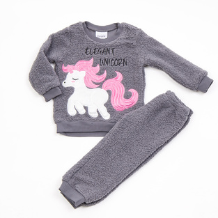 Πιτζάμα fleece TRAX σε χρώμα ανθρακί με απλικέ κέντημα σε σχέδιο μονόκερου.