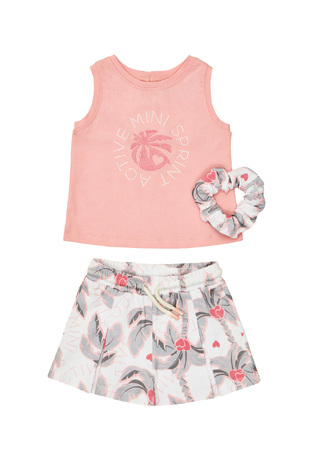 SPRINT shorts set in pink with white and matching hair tie.