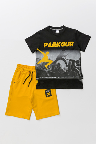 SPRINT shorts set in black with "PARKOUR" logo.