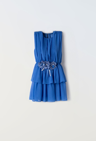 Φόρεμα ΕΒΙΤΑ σε μπλε ρουά χρώμα με σχέδιο από βολάν.